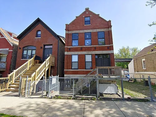 2627 W Cullerton St #1R Photo 1