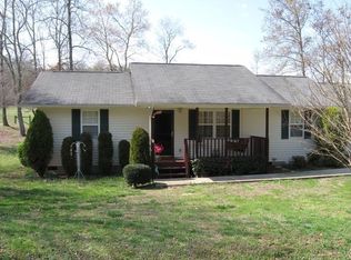 2271 N Shore Acres Rd, Soddy Daisy, TN 37379