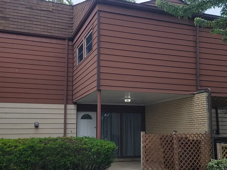 15907 Debra Dr — Photo 3