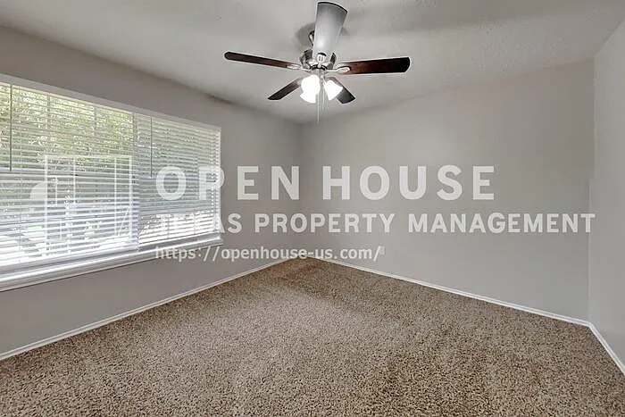1247 Kings Creek Trl — Photo 13