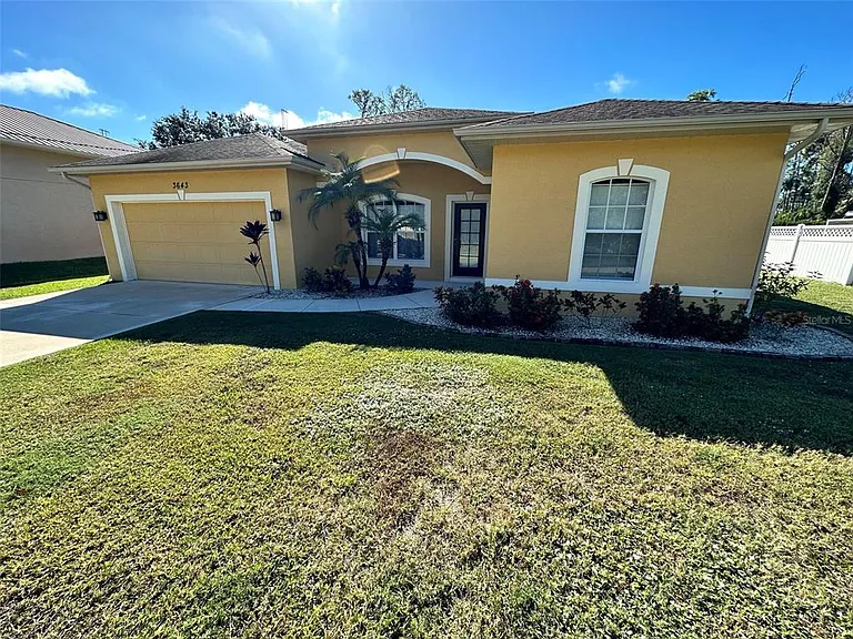 3643 Spinner Ave — Photo 2