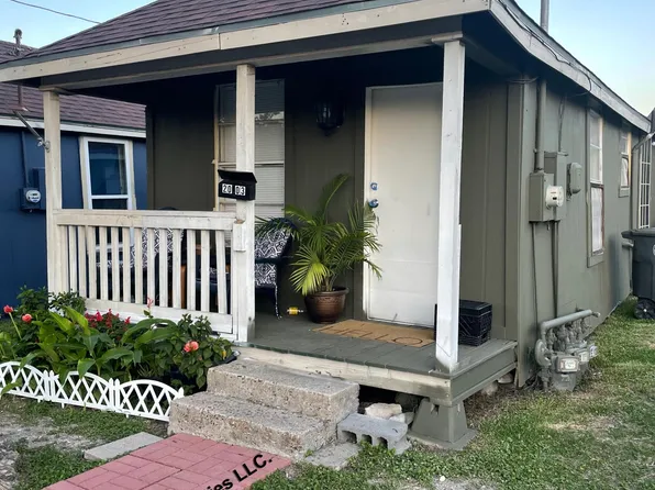 2003 McKenzie St, Corpus Christi, TX 78404