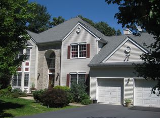 34 Lazarus Dr, Ledgewood, NJ 07852