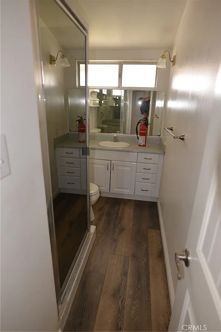4 bed, 1572 sqft, $4,500 — Photo 1