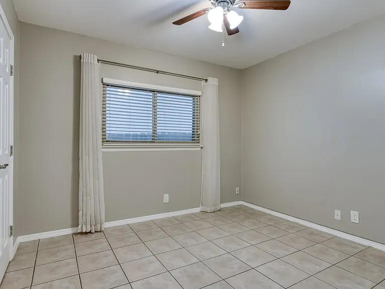 8335 Bent Meadow Dr #BENTMEADOW8335 — Photo 15