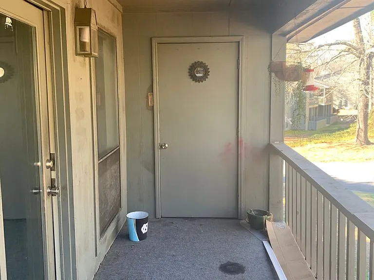 1820-6 Tryon Dr — Photo 30