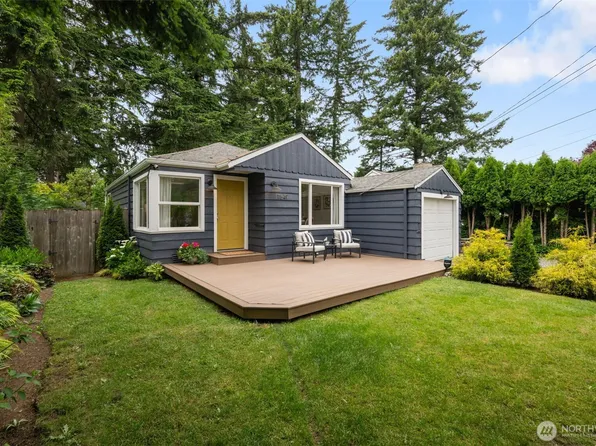 11549 8th Avenue NE, Seattle, WA 98125