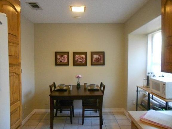 3rd image of 10816 Tall Oak Dr