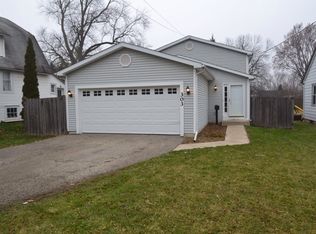 303 Ida Ave, Antioch, IL