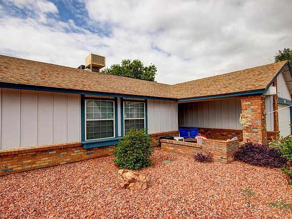 3rd image of 6321 W Lupine Ave
