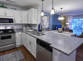 Auburn Gate Apartments, Auburn Hills, MI 48326