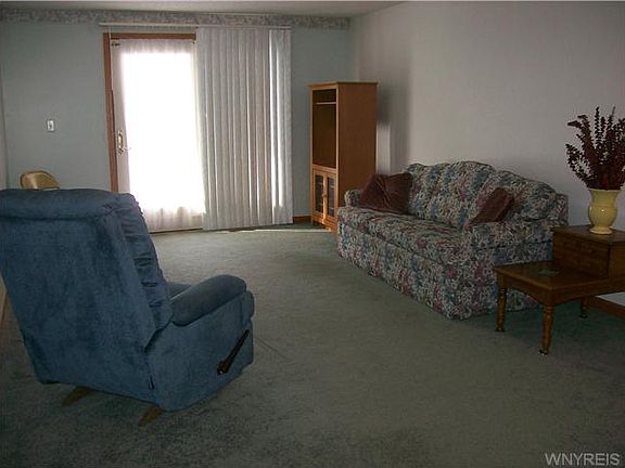 5th image of 11 Beacon Park APT C