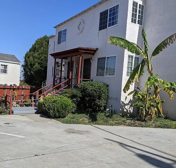 2202 Chatsworth Blvd — Photo 1