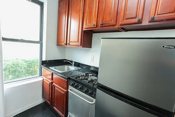 Rented by Gatsby Enterprises, LLC | media 4