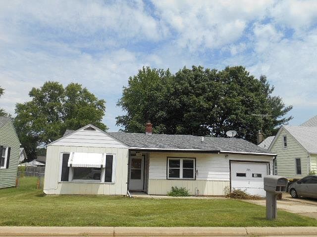 1st image of 706 Wood Ave