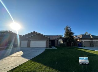 6207 Henares St, Bakersfield, CA