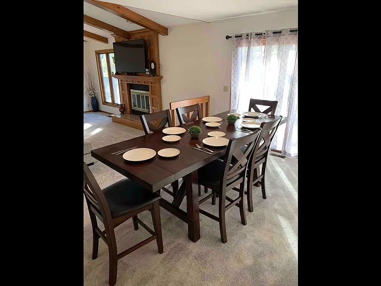 2517 N Claiborn Cir — Photo 16
