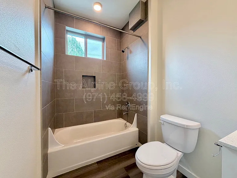 1524 NE 40th Ave #101 — Photo 10