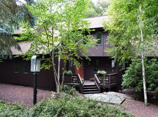 355 Miller Dr, Pocono Pines, PA