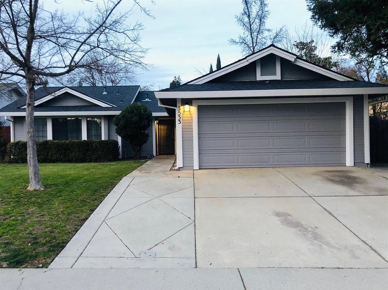 3533 Driver Way photo 1