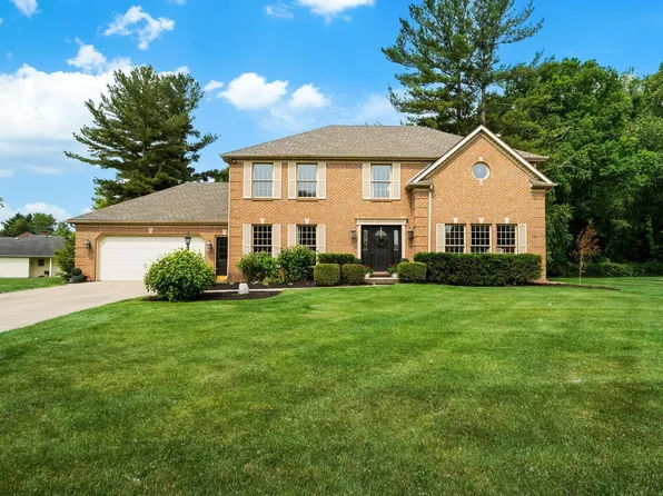 51803 Foxdale Ln, Granger, IN 46530