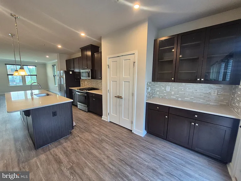 6054 Fallfish Ct — Photo 13