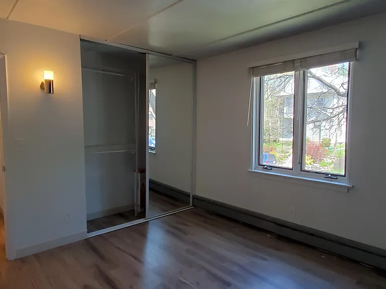 3512 Bryant Ave S #101 — Photo 8