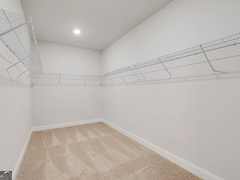 376 Caledonia Ct — Photo 27