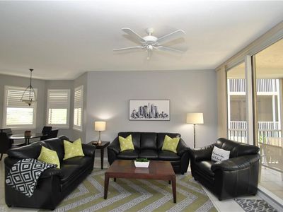 460 Launch Cir APT 401, Naples, FL, 34108