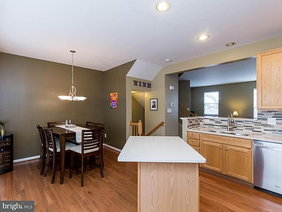 4th image of 8247 Lamberts Ln