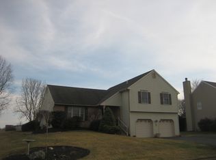 796 Hunter Rd, Easton, PA 18040