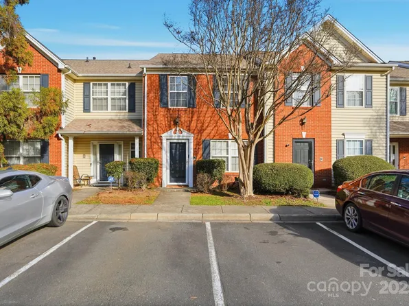3855 Glenlea Commons Dr, Charlotte, NC 28216