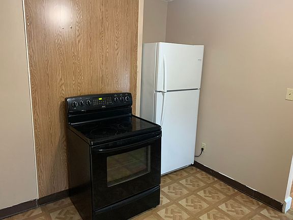 5th image of 1039 Emerson Ave #1039B