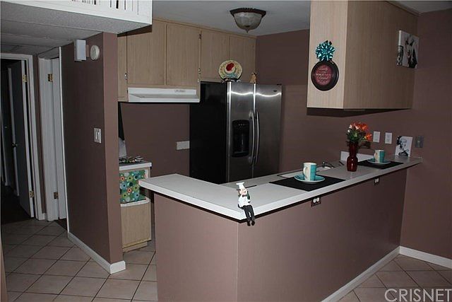 OPEN KITCHEN,  JUST PAINTED  VERY NICE .