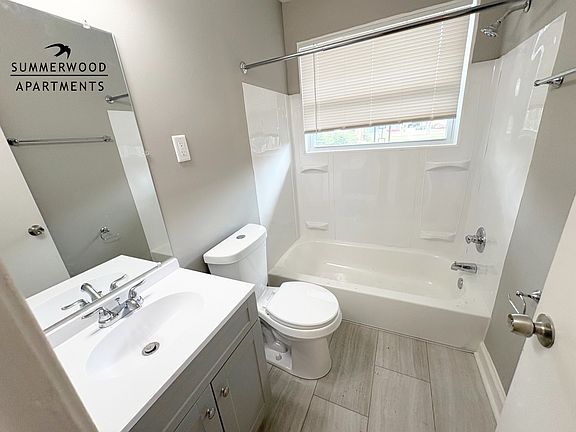 5th image of 4015 Summer Ave #15