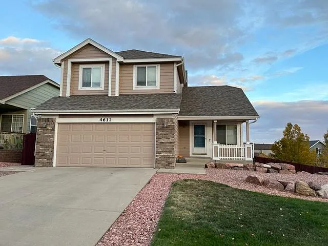 4 bed, 3.5 bath, 2079 sqft, $2,250 — Photo 1