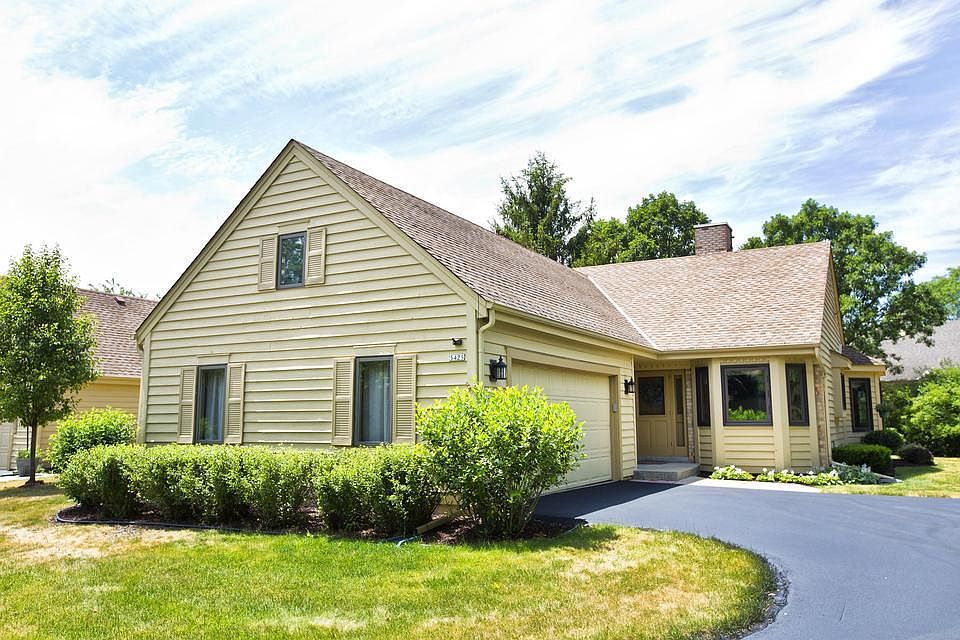5425 Wild Rose CIRCLE, Greendale, WI 53129 Zillow