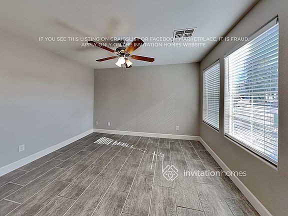 4th image of 894 E Daniella Dr