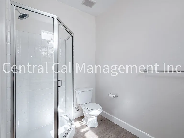 9029 Almond Creek Dr — Photo 15
