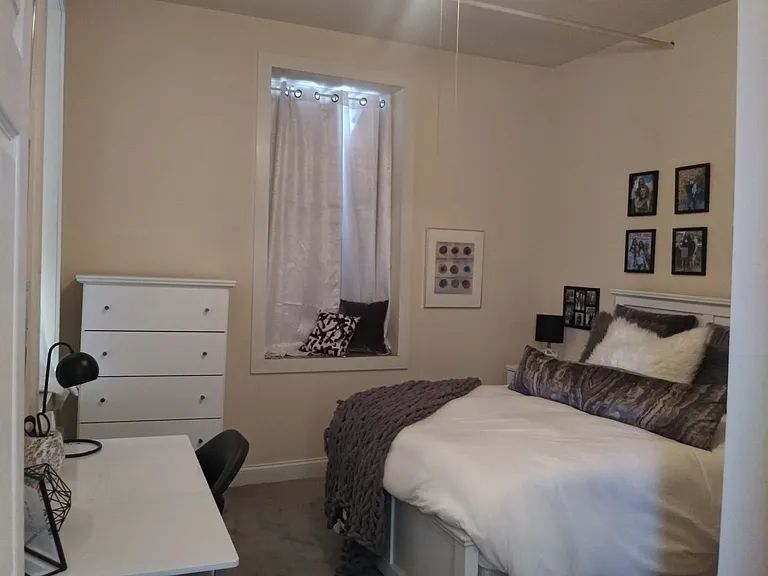 222 N College Ave — Photo 23