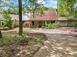 424 Old Indian Trail Rd, Jefferson, GA 30549