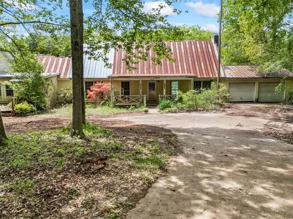 424 Old Indian Trail Rd, Jefferson, GA 30549