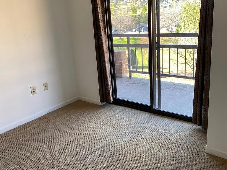 2111 Wisconsin Ave NW #418 — Photo 14