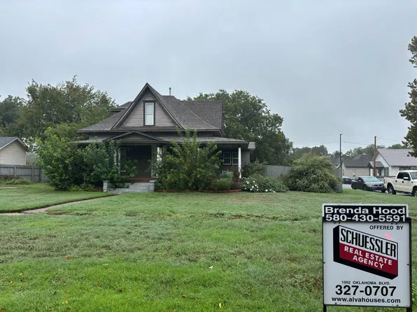 802 Locust St, Alva, OK 73717