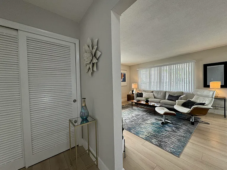 3201 NE 29th St #308 — Photo 18