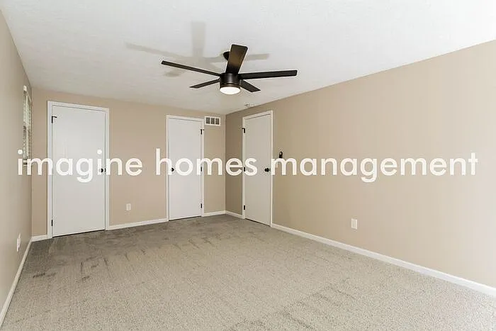 676 Harcourt Dr — Photo 11
