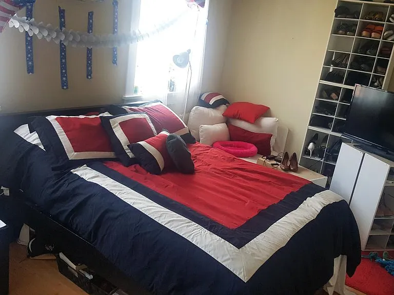 Master Bedroom2