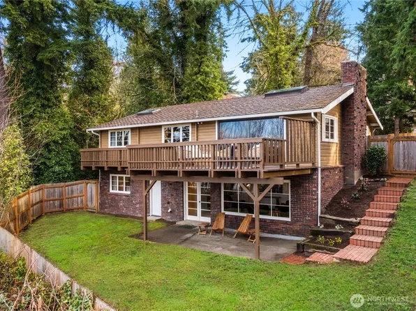 11224 SE 76th Street, Newcastle, WA 98056