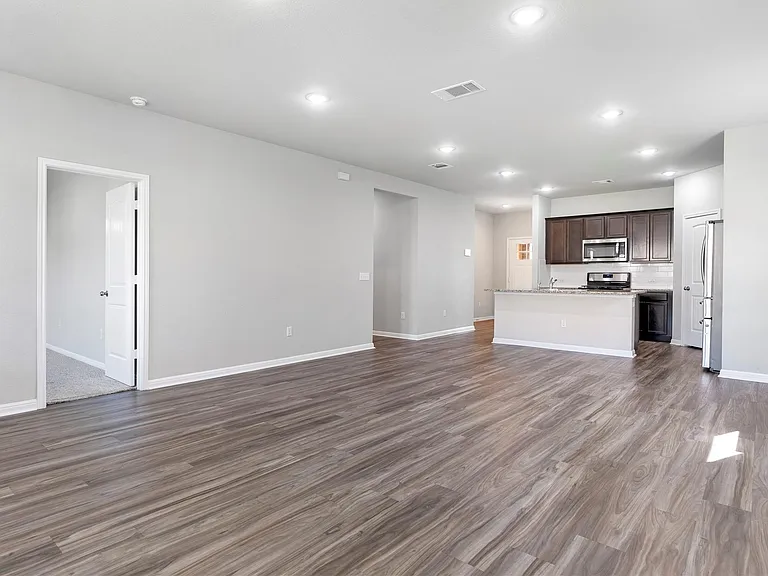 365 Empress Tree Dr — Photo 5