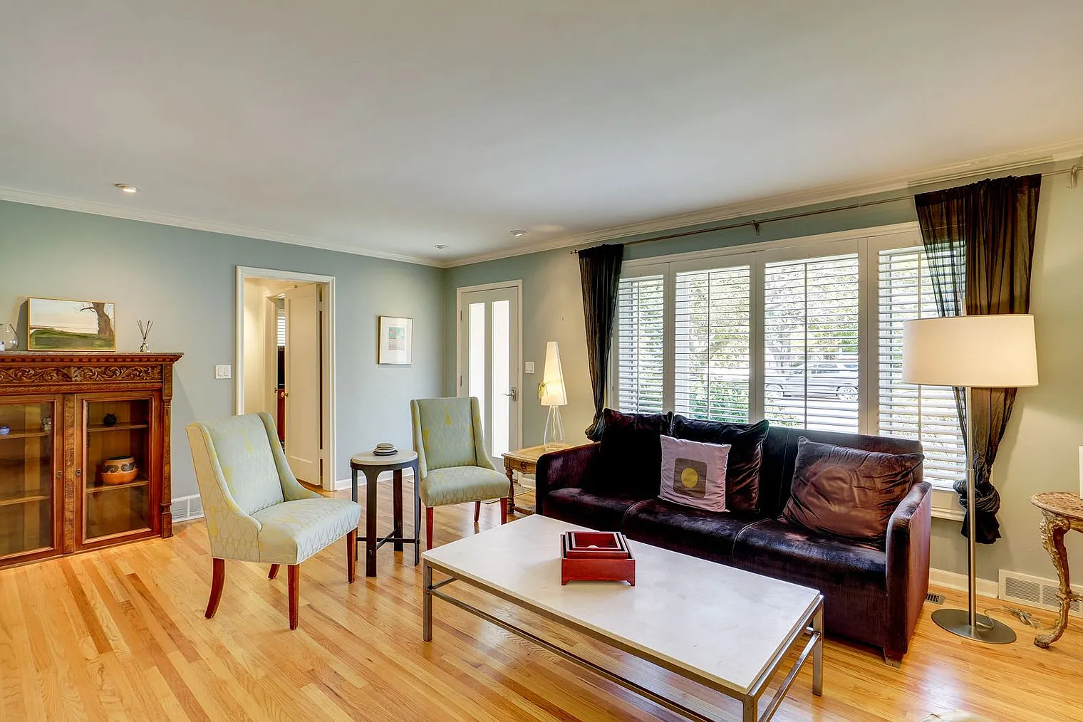 2 bed, 3.0 bath, 1399 sqft, $4,276 — Photo 3